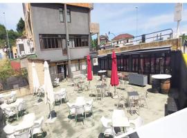 Hotel Los Angeles, hotel poblíž Letiště Santander - SDR, Guarnizo