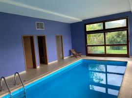 Les Cigognes, hotel v destinaci Abreschviller