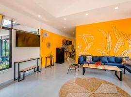 Homestay Vườn Pháp II, хотел в Буон Ма Туот