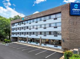 Clarion Pointe Raleigh Midtown – hotel w mieście Raleigh