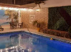 Hostal Perla Real Inn