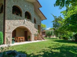 Agriturismo Il Poggio, Casa Pietra, hotel a Umbertide