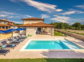 Villa Aria Istria – pensjonat w mieście Žminj