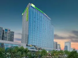 濟南高新智選假日酒店