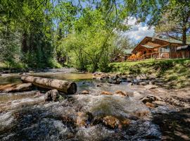 Colorado Bear Creek Cabins, chata v destinaci Evergreen