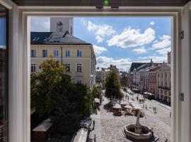 Oysters & Bubbles Gastro Hotel. Rynok square: Lviv'de bir otel