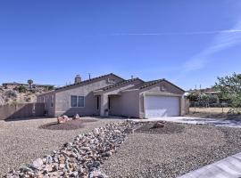 Inviting Retreat with Patio Less Than 1 Mi to Colorado River, holiday rental in Bullhead City