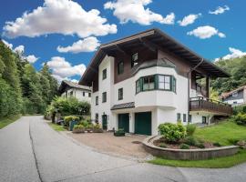 Haus Marianne, apartament a Hof bei Salzburg