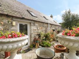 Grouse Cottage, hotel with parking in Newtonmore