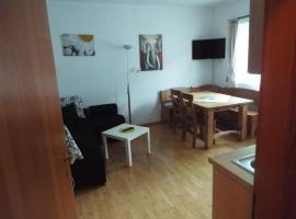 Ferienwohnung "Die 14", hotel u gradu Štajnah am Brener