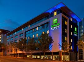 Holiday Inn Express Newcastle City Centre, an IHG Hotel, хотел в Нюкасъл ъпон Тайн