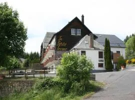 Auberge de la Petite Ferme, Super-Besse Est, The Originals Relais (Qualys-Hotel)