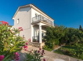 Studio Point of view, hotel near Kosljun Franciscan Monastery, Punat