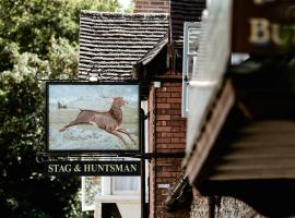 The Stag and Huntsman at Hambleden, hotell i Henley on Thames