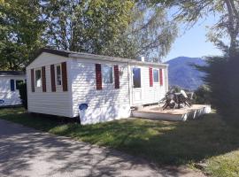 Camping Municipal La Prade, hotel com estacionamento em Sorgeat