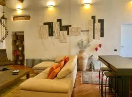 Kindness art apartment in historic center
