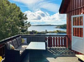 6 person holiday home in EYDEHAVN, hotel di Eydehamn