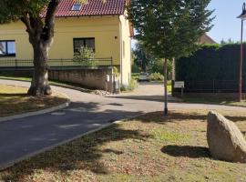 Ferienwohnung Perlitz, apartament din Petersdorf