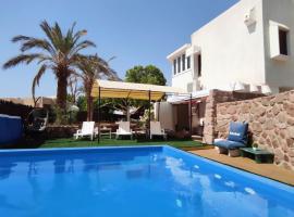 Guest House "Villa Klara Eilat" Heated pool and sauna all year round, hostal o pensión en Eilat