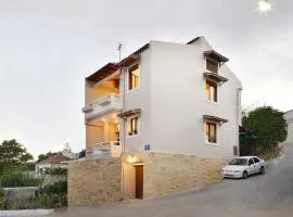 Melli House