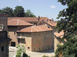 Marchesi Alfieri - Cantine e Ospitalità – hotel w mieście San Martino Alfieri