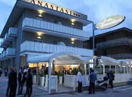 Hotel Anastasi, hotel in Cervia