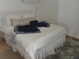 Zimmer Belev HaKikar- Dead sea