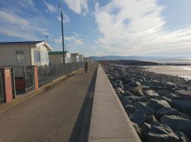 Park Home at Golden Sands Holiday Park N.Wales, hotel in Rhyl