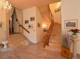 B&B Villa Adriano, hotel em Cavaion Veronese