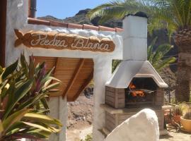 La Piedra Blanca, дом для отпуска в городе Сан-Себастьян-де-ла-Гомера