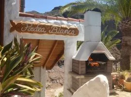 La Piedra Blanca