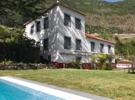 Casa Oliveira Esmeraldo - Guest Houses