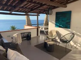 Boutique apartment with beach within walking distance, near Tropea