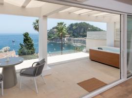 Iancu Charme Apartments, hotel with pools in Taormina