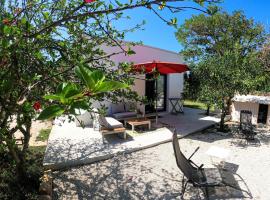 MAYANA SICILY - The suites, hotel v destinaci Santa Maria Del Focallo