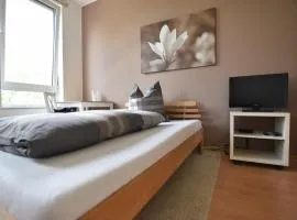 Work and Stay Apartment Cologne- Fühlinger See