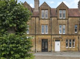 1 Abbey Court, hotel a Sherborne