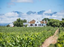 Excelsior Manor Guesthouse, hotel cerca de Van Loveren Family Wineyards, Ashton