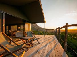 HillsNek Safari Camp – Amakhala Game Reserve, hotel v destinaci Amakhala Game Reserve