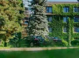 Booking Hotel & Spa