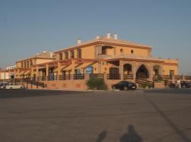 Hotel-Restaurante Cerrillo San Marcos, pigus viešbutis mieste Diezma