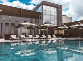 Füzeskerti Apartmanház, beach hotel in Békésszentandrás