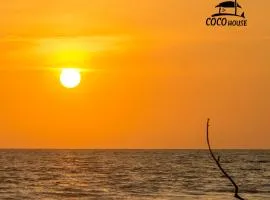 Coco House - Playa La Barra