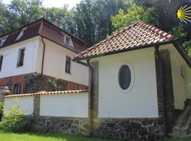 Domek Praha - Zbraslav, u z&aacute;mku