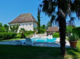 Les Avenières में, होटल Domaine du Manoir
