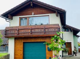 Haus Polleruhs, hotel v destinaci Aflenz Kurort