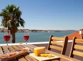 Seixal Bay Apartments