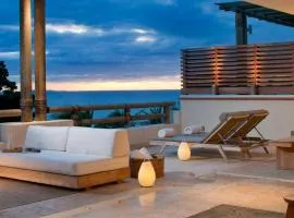 Spectacular Beachfront at veneros fully staffed