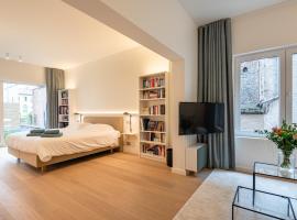 Gepetto's - Beautiful stay in the Historic centre of Ghent -, vakantiewoning in Gent