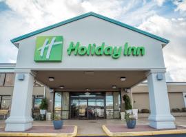 Holiday Inn Hazlet, an IHG Hotel, hotel cerca de Teatro PNC Bank Arts Center, Hazlet